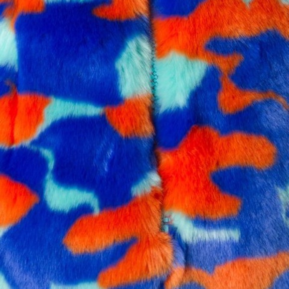 House of Holland Camo Fur Mini Skirt - Picture 2 of 3